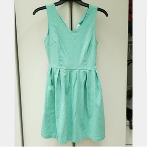 DONATING 9/4 Emerald Sundae A Line Mint Dress